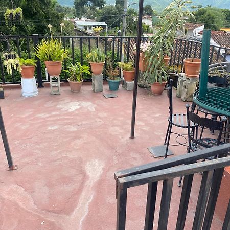 Hotel Posada Gutierrez 危地马拉安地瓜 外观 照片