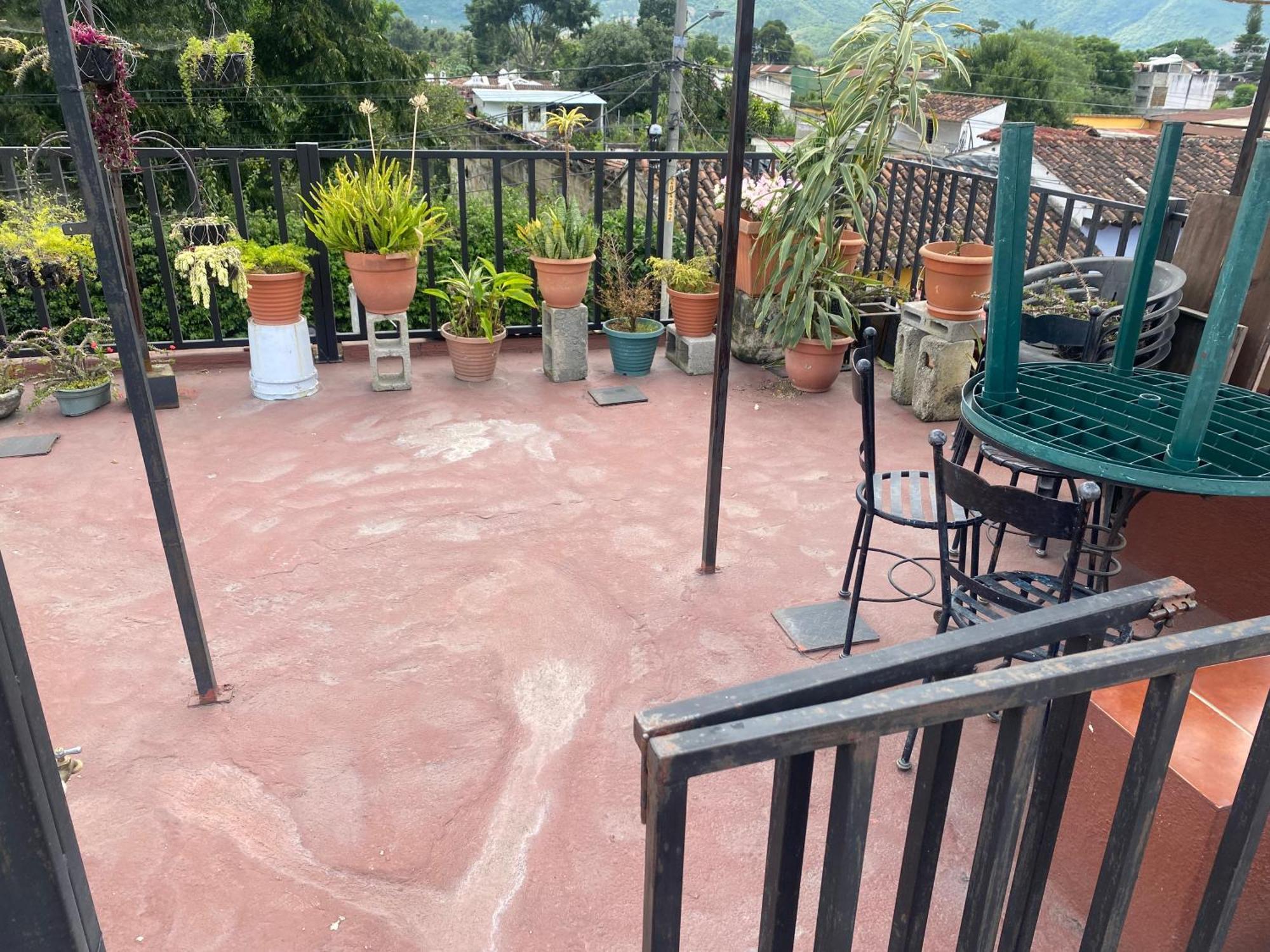 Hotel Posada Gutierrez 危地马拉安地瓜 外观 照片